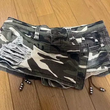 마코리아 카모플라쥬 데미지 숏팬츠