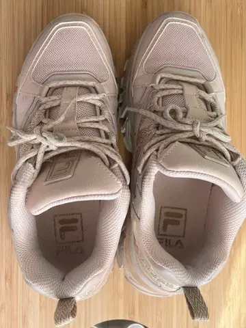 FILA Z 버퍼 2 통굽 스니커즈 24cm 베이지