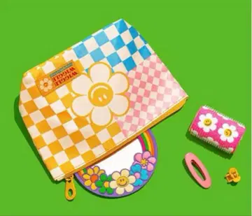 한국 한정 wigglewiggle 위글위글 PATTERN POUCH