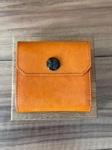 [ 새상품급 ] 비어베리 HATCHBACK 해치백 컴팩트 지갑