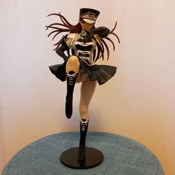 오니노 히토미 / 블랙 코스튬 1000 / 1/5 피규어