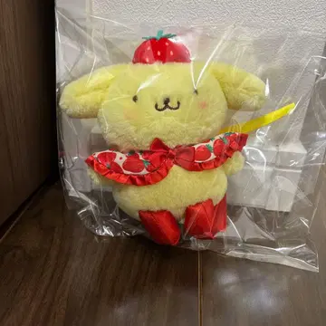 딸기 신문 콜라보 폼폼푸딩