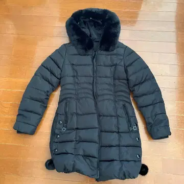 퍼 후드 블랙 다운 자켓