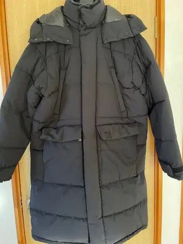 ZARA MAN 블랙 다운 코트