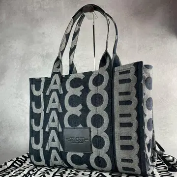 미사용급/현행 마크제이콥스 자카드 토트백 라지 A4 수납