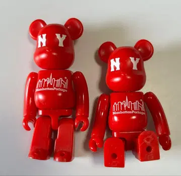 맨해튼 포티지 30주년 기념 베어브릭 2체 세트