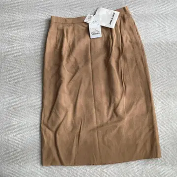 무릎 아래 스커트