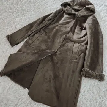 젤라르 스포츠 무스탕 코트 후드 페이크 카키 11AR L