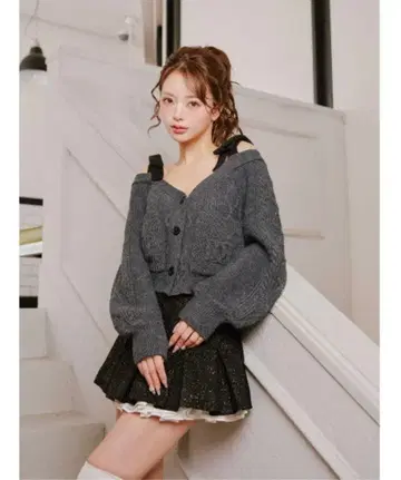 Darich 숄더 리본 V넥 니트탑