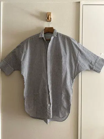 스트라이프 오버 사이즈 셔츠 육부 소매 튜닉 네이비