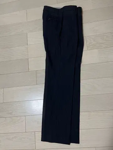 [ 미사용품 ] 그린라벨 38사이즈 네이비 스트라이프 슬랙스