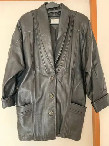 Burton 블랙 레더 오버사이즈 자켓