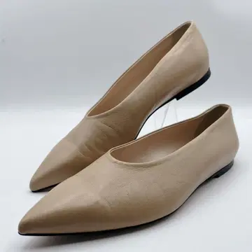 코르소 로마 스틸레토 플랫 펌프스 베이지 38 24.5