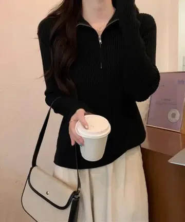 니트탑 하프 지퍼