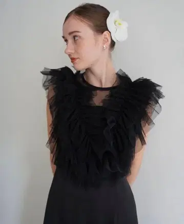 [ 새상품급 ] Acka tulle vest satin one-piece