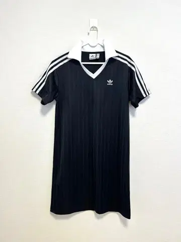 아디컬러 축구 자카드 V넥 드레스 M 사이즈 블랙