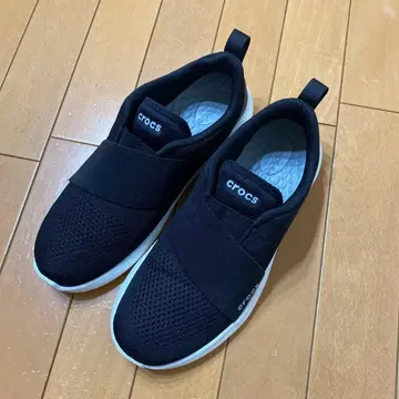 크록스 블랙 스니커즈 M 7 약 25.0