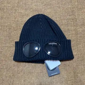 C.P.company 고글 비니 블랙