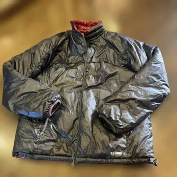 에디바우어 퀼팅 다운 자켓 블랙/레드