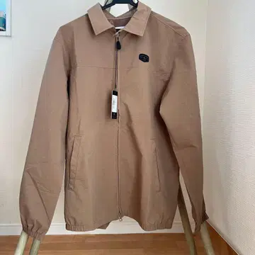 미사용 새상품 Travis Mathew 베이지 자켓