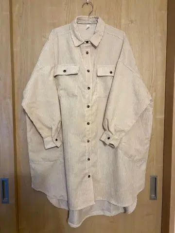 시착만 한 상품 루피리안 코듀로이 셔츠 원피스 아이보리 오버 사이즈