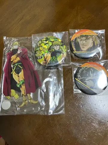 죠죠의 기묘한 모험 DIO 죠죠월드 아크릴 스탠드 캔뱃지