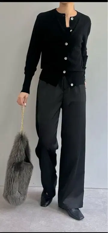 Whim Gazette 윔 가젯 무스탕 백