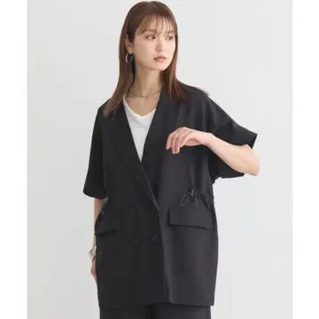 반팔 사이드 드로스트 자켓 블랙