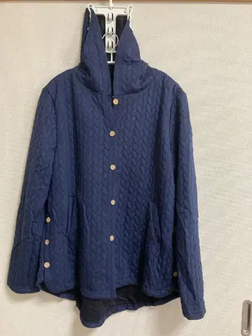 네이비 퀼팅 후드 부착 자켓