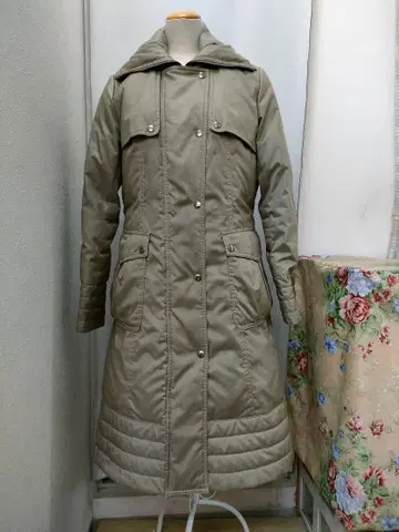 레리안 퀼팅 코트 카키