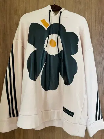 adidas marimekko 콜라보 후드티 맨투맨
