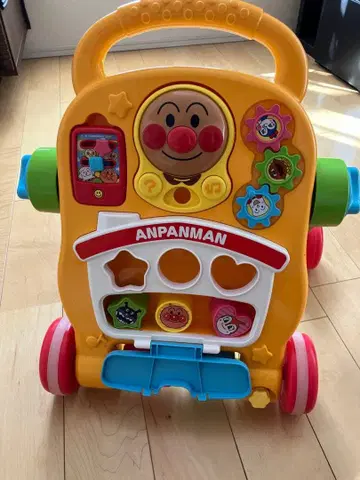 새상품급 [ 호빵맨 야무야무 워커 ] 보행기