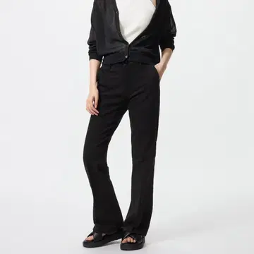 유니클로 슬림 플레어 트라우저 진즈 XS 블랙