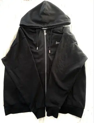 서플라이어 SUPPLIER 크로스 집 후디