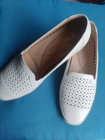 VITANOVA의 천연 가죽 펌프스