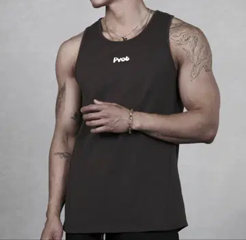 Pvot 다크 브라운 탱크탑