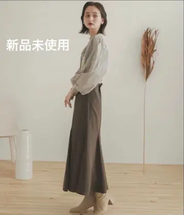 SENSE OF PLACE 새틴 머메이드 스커트 [ 미사용 새상품 ]