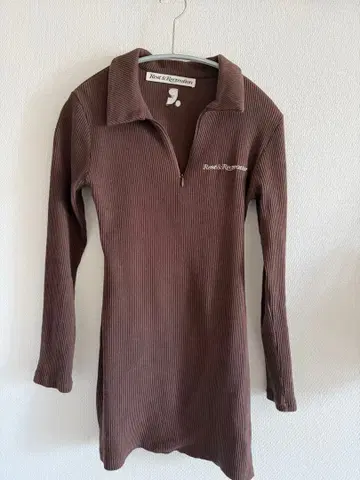 Rest & Recreation 브라운 리브 원피스