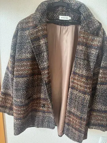 JUNOAH 체크 무늬 테일러드 자켓