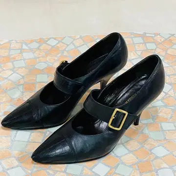 새상품급 CLASSICI 멜리제인 펌프스 블랙 가죽 23.5cm