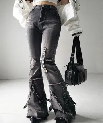 크로스 디자인 빈티지 라이크 프린지 스트레치 플레어 데님