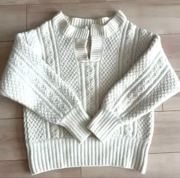 플라주 plage 아란 숏 풀오버 니트