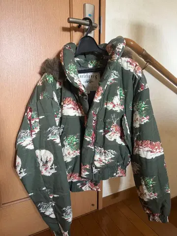 HUITIEME 꽃무늬 다운 자켓