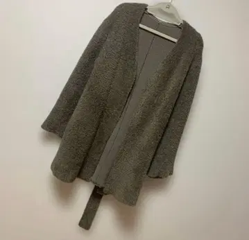 Mila Owen 보아 하프 코트