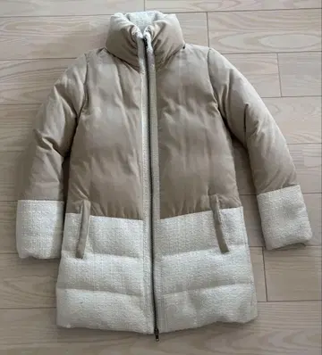 베이지 화이트 다운 자켓