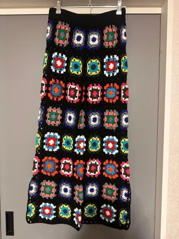 그래니 스퀘어 디자인 와이드 팬츠