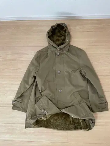 카키 플리스 안감 모즈 코트