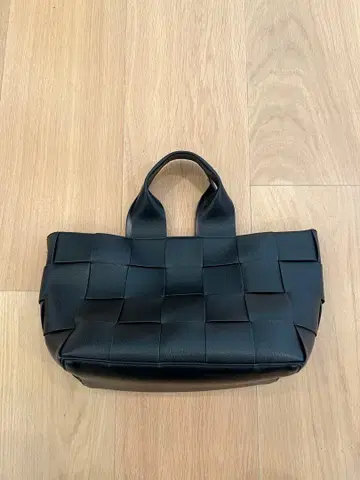 블랙 뜨개질 핸드백