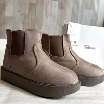 미사용 새상품 통굽 어그 부츠 키다리 아저씨 사이드 고어 부츠 통굽