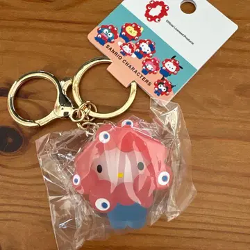 만박 미야쿠미야쿠 산리오 키링 클리어 컬러 키티